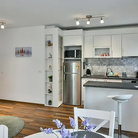 Flat 1 Апартамент